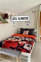 Le Clocher, Studio duplex avec clim - B&B
