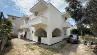 Apartmani Zoronjic 3 - B&B Bar