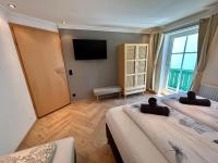 Double Room with Balcony (3 Adults)