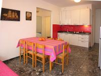 B&B Bibione - Appartamenti Nettuno Pineda - Bed and Breakfast Bibione