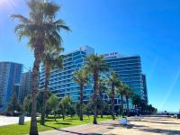 Two-room apartments on the seashore, Batumi View - Chambres d’hôtes Batoumi