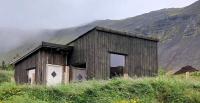 Lake cottage with excellent view - B&B Akranes
