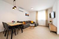 ColorsVibe Apartment - Bed and Breakfast Trogir