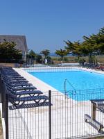 Magnifique vue mer Plage à 100m Piscine & Terrasse - Chambres d’hôtes Guidel