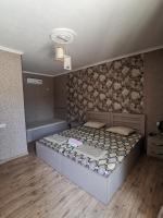 Dreibettzimmer mit Bad