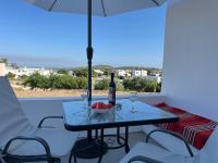 Zhanna House - B&B Karvounádhes