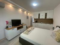 Студио Симона 3 - първа линия море - B&B Lozenets