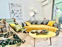 Studio So Lovely, stunning sea view - Chambres d'hôtes Cul-de-Sac