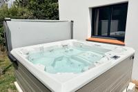 Jacuzzi privé & plage à pied Maison neuve - Chambres d’hôtes Saint-Pierre-Quiberon