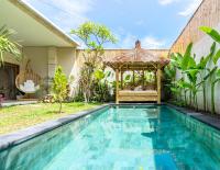 A Walk to Canggu Beach - Mozon Garden Villa - B&B Canggu