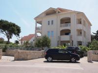 Apartment Tena - B&B Novalja