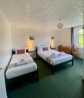 Triple Room with Private Bathroom
