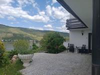Apartment mit Rheinblick - B&B