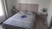 Chambre avec Salle de bain et WC privés - B&B Montayral