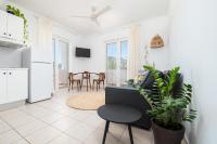Einalia Holiday Homes near the Beach - B&B Liónas