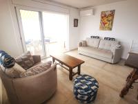 Apartamento renovado con terraza y piscina - ES-228-159 - B&B Roses