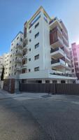 Apartamento de 1 dormitorio con balcón