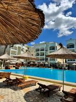 Destiny Beach Apartments - B&B Golem