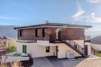 Adlerblick Penthouse mit Panoramaseeblick Ossiacher See - B&B Annenheim