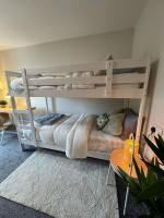 Ensuite Room For 3 in Dublin 2, Shared Kitchen - Ferienwohnung Dublin