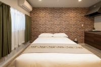 安楽居 - B&B Osaka