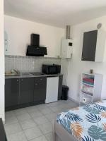 La PISCINE - Ferienwohnung Saint-Vallier