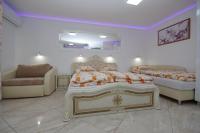 Deluxe Studio Apartment