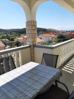 Apartman Katica - Bed and Breakfast Lopar
