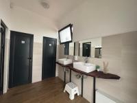 Camping Amazing Village - B&B Klisurski Manastir
