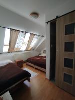 Chambre Triple Basique avec Salle de Bains Commune