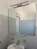 Appartamento Familiare con Vista Mare Parziale