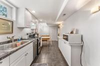 Modern Downtown Oasis Sunny Garden King Beds - Ferienwohnung Longmont