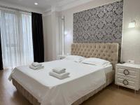 SkyHouse Premium Residence - Bed and Breakfast Chisinau