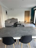 La Résidence Degas 4 chambres - Bed and Breakfast Joué-lès-Tours