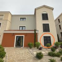 Lustica Central Appartment - B&B Radovići