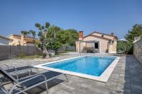 Romantic Studio Apartment with Private Pool - B&B Canfanaro