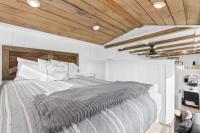 Tiny Home | Lewis Ranch 1 - B&B Lindsay