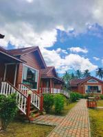 Borneo Tropical Village Resort with Opt Tour Binsulok River Cruise - B&B Kampung Binsuluk