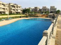 Beachfront 4 Bedrooms l Paradise Sea View Garden - B&B Al ‘Ayn as Sukhnah