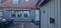 Nyrenoverat familjehus för 8 pers nära strand & centrum, AC & uteplats - B&B Halmstad