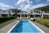 Azapiko Meggy Summer Villa by Luxlikehome - B&B