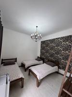Vierbettzimmer mit privatem externen Bad