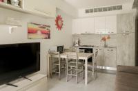 De Rosa Home Appartamento 4 posti letto, vicino al centro e al mare, con terrazza, aria condizionata, parcheggio privato e wifi - B&B Agropoli