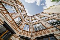 Homely Berlin - Historic Building, 3 Bedrooms, Mauerpark, Family & Business - B&B Berlino