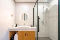Chambre Double ou Lits Jumeaux avec Salle de Bains Privative