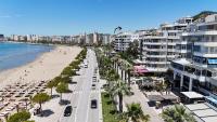 Marina Luxe Stay - Bed and Breakfast Vlorë