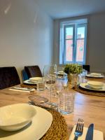 Good Wood Apartment - Modernes Fachwerk am Marktplatz in Freudenstadt - B&B