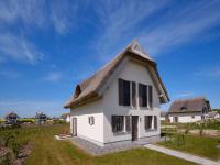 Reetland am Meer - Luxus Reetdachvilla mit 3 Schlafzimmern, Sauna und Kamin H20 - Chambres d’hôtes Dranske
