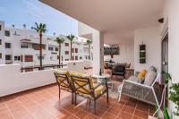 Spacious apartement with large terraces Lunymar Golf, Estepona - Chambres d’hôtes Estepona