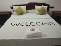 Pura Handa Home Stay - B&B Kandalama